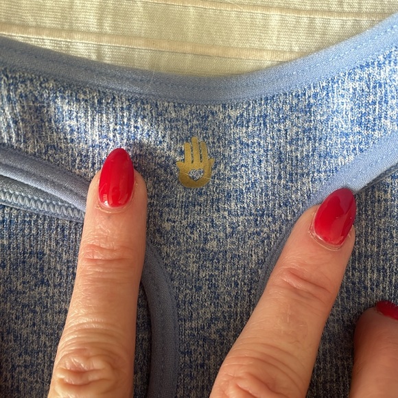 Worn once Spiritual Gangster High neck sports bra/crop top. Size XS/S. - Picture 4 of 4